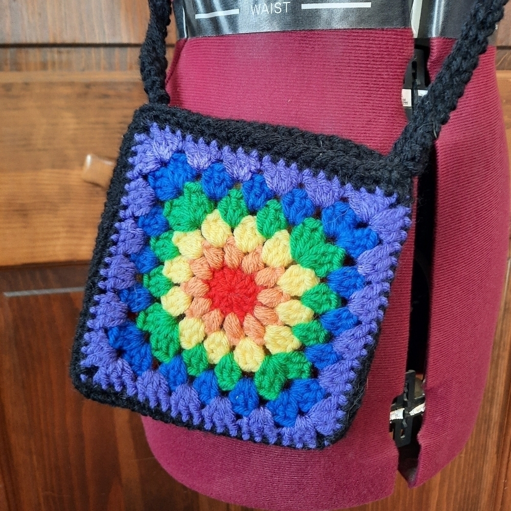 Bear Clan Crochet small granny square rainbow crocheted crossbody bag purse - Picture 7 of 7